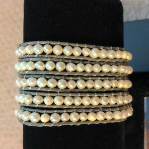 Victoria Emerson Stacked Freshwater Pearl Grey Bracelet NWOT with Dust Bag